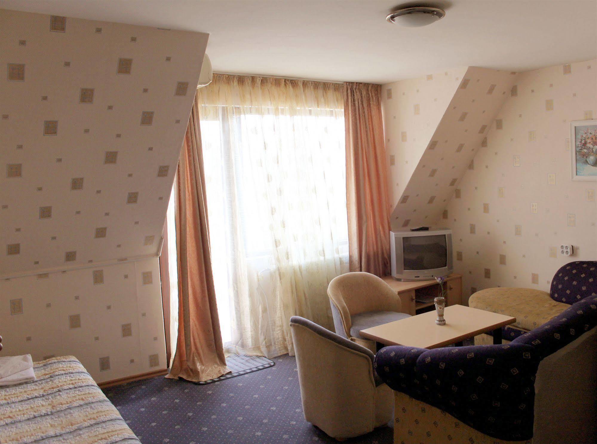 Antik Hotel Varna Exterior foto